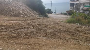Mobil Plajı'ndaki Bozuk Yol Vatandaşları Mağdur Ediyor