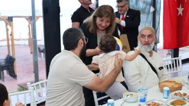 Şehit Aileleri ve Gaziler Onuruna Yemek Programı Düzenlendi